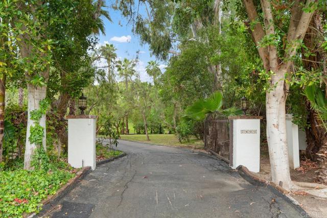 Detail Gallery Image 10 of 65 For 7401 Luna De Oro, Rancho Santa Fe,  CA 92067 - 4 Beds | 3/2 Baths