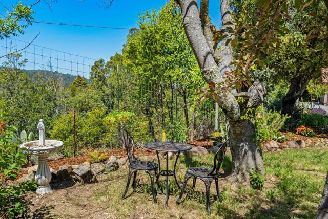 620 Ormsby Cutoff, Corralitos CA: https://media.crmls.org/mediaz/adeb06b6-b1ba-4cec-ae01-cc5be2f9c6b6.jpg