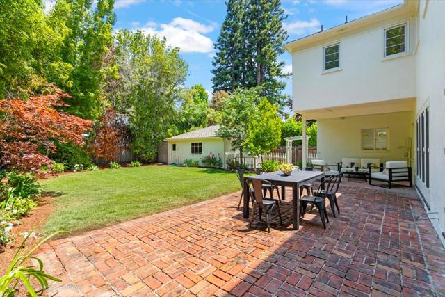 1375 Pitman Avenue, Palo Alto CA: https://media.crmls.org/mediaz/adeb291c-9ff1-48f0-9ca3-0019ab4bb329.jpg