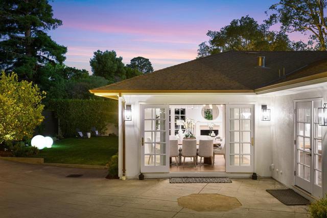 130 Stonehedge Road, Hillsborough CA: https://media.crmls.org/mediaz/adeb3caf-632e-4788-ab67-ee19eb0abee8.jpg