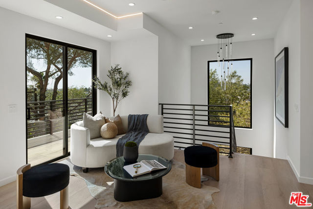 3 Bed Home for Sale in Los Angeles, California