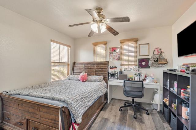 367 Sunburst Street, Los Banos CA: https://media.crmls.org/mediaz/adecce9b-86eb-4514-81af-8f260ac2fae9.jpg