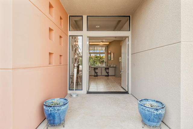 12 Boulder Lane, Rancho Mirage CA: https://media.crmls.org/mediaz/adee2c97-4260-4881-b41a-123f033cf729.jpg