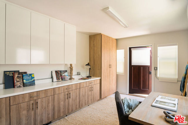 1414 N Coronado Terrace, Los Angeles CA: https://media.crmls.org/mediaz/adf02535-526b-4923-be54-08ad1624ad74.jpg