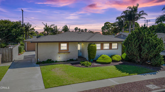 2694 Dawson Avenue, Ventura CA: https://media.crmls.org/mediaz/adf12b53-161f-446b-8c2e-8ce62cfe1424.jpg