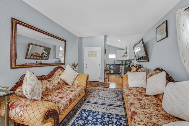 419 Harvey Way, Pacifica CA: https://media.crmls.org/mediaz/adf163b7-67b1-46f0-8852-ef5bab3d93e6.jpg