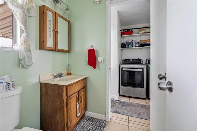 66 Contento Dr, Watsonville CA: https://media.crmls.org/mediaz/adf1763b-0914-4efe-bda3-b02fa94b7b5c.jpg