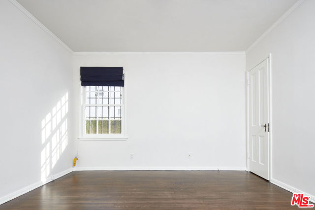 1926 Greenfield Avenue, Los Angeles CA: https://media.crmls.org/mediaz/adf1c855-4ce3-4669-8333-69bf4a07c24d.jpg