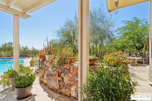 22950 Henry Road, Desert Hot Springs CA: https://media.crmls.org/mediaz/adf1cb19-c7ef-4871-bb81-57e28b45f268.jpg