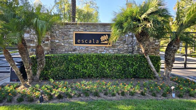 2640 Escala Circle, San Diego CA: https://media.crmls.org/mediaz/adf24239-3b96-413a-8b14-667c376a5f55.jpg