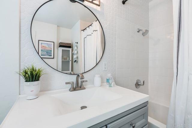 Detail Gallery Image 27 of 48 For 818 7th St, Coronado,  CA 92118 - 4 Beds | 2 Baths