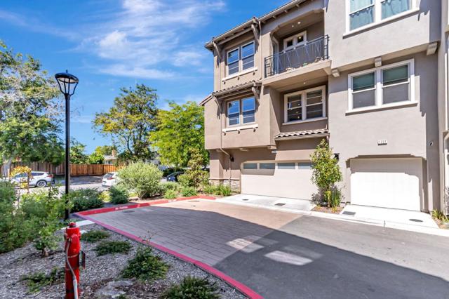 1225 Verano Road, Mountain View CA: https://media.crmls.org/mediaz/adf3ca51-7880-449d-8624-d594821455a6.jpg