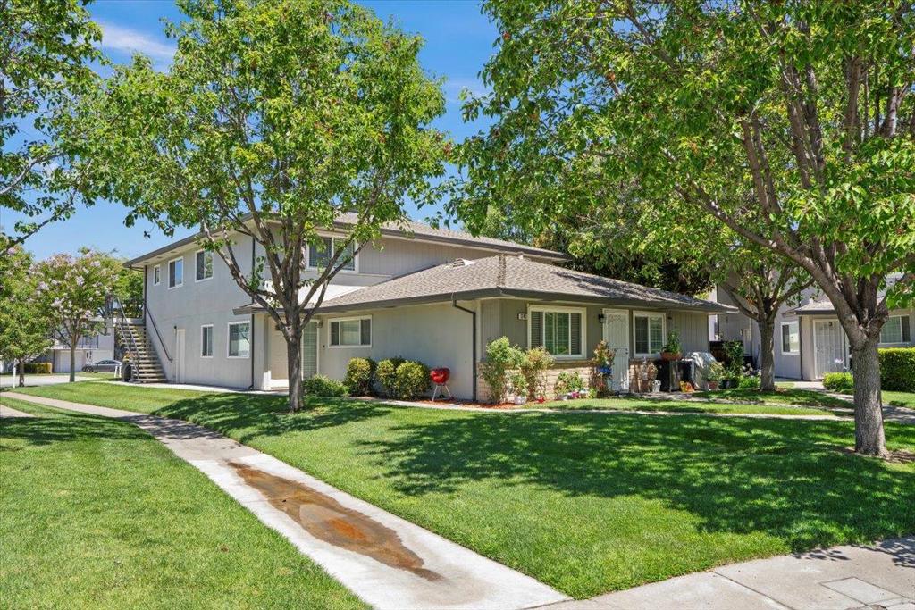 1343 Scossa Avenue #4