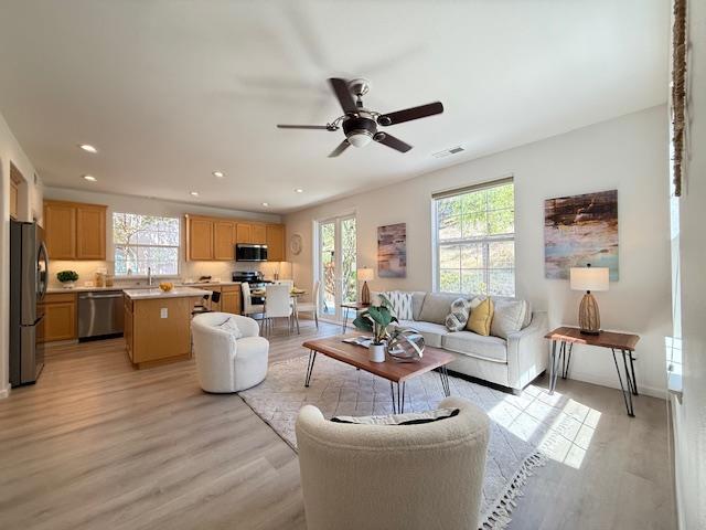 9639 Camassia Way, San Ramon CA: https://media.crmls.org/mediaz/adf4457f-71ca-4232-89bc-690d06708e8f.jpg