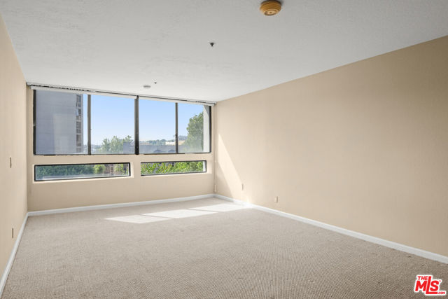 880 W 1st Street, Los Angeles CA: https://media.crmls.org/mediaz/adf5756e-6157-4cf6-a189-eba696a506be.jpg