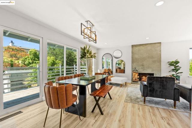 3459 Pinewood Dr, Hayward CA: https://media.crmls.org/mediaz/adf5a242-63a0-4d77-b261-ddf3929c2068.jpg