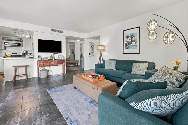 1550 S Camino Real #123, Palm Springs, CA 92264
