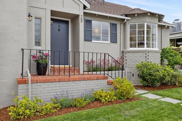 29 Baytree Way, San Mateo CA: https://media.crmls.org/mediaz/adf64291-8d75-4132-a183-acc06e0be8af.jpg