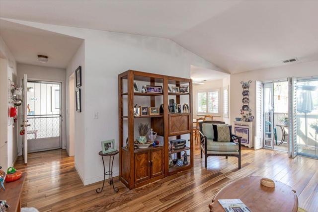 3489 Wine Barrel Way, San Jose CA: https://media.crmls.org/mediaz/adf76efe-f1b1-4965-808a-0e0aeb0a10a9.jpg