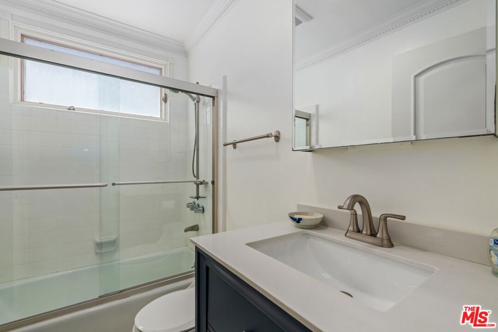 MLS #25622445 image #17