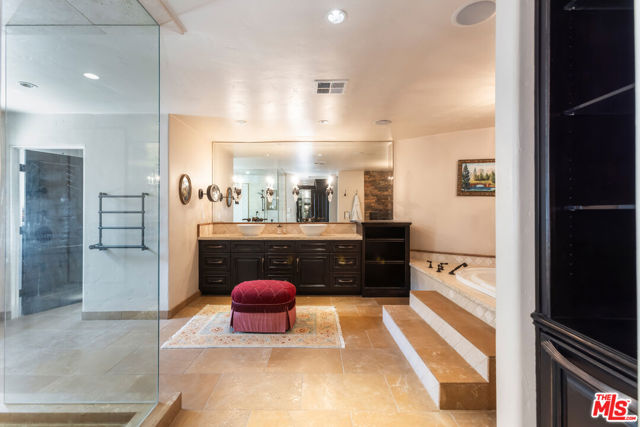 23407 W Copacabana Street, Malibu CA: https://media.crmls.org/mediaz/adf890e8-27da-47a6-abf8-a6deab2eabfc.jpg