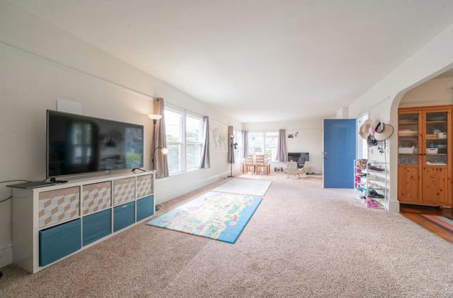 206 Cypress Avenue, Pacific Grove CA: https://media.crmls.org/mediaz/adf98737-ec0b-4c7f-9d6d-0ddddd4cb4ce.jpg