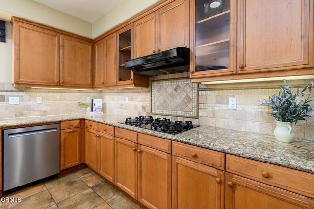 Detail Gallery Image 27 of 43 For 650 Charleston Pl, Ventura,  CA 93004 - 4 Beds | 3 Baths