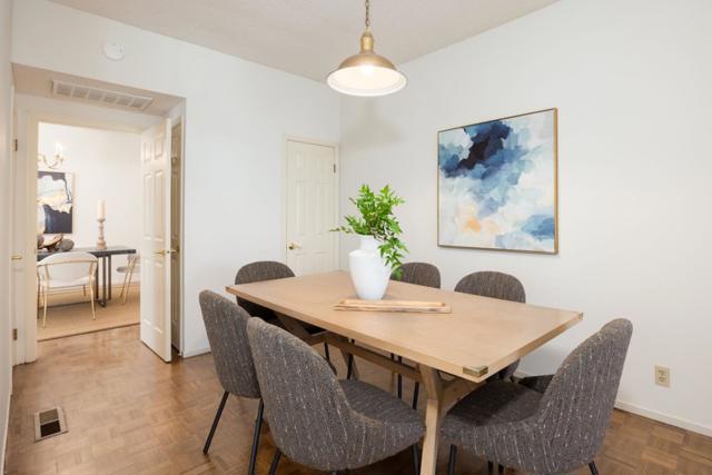 21 Pinehurst Lane, Half Moon Bay CA: https://media.crmls.org/mediaz/adfa4900-1e16-43bd-a3af-23f388f2f108.jpg