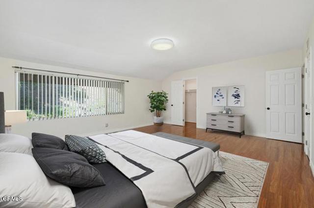 Detail Gallery Image 11 of 25 For 9503 via Venezia, Burbank,  CA 91504 - 3 Beds | 3 Baths