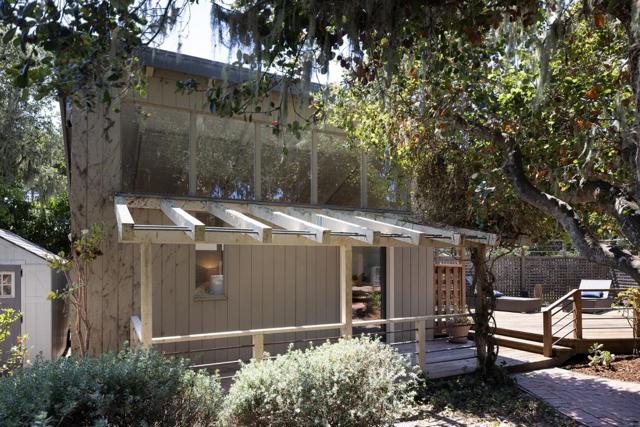 25245 Ward Place, Carmel CA: https://media.crmls.org/mediaz/adfc4da6-9412-47a7-aafc-4ea8177720cd.jpg