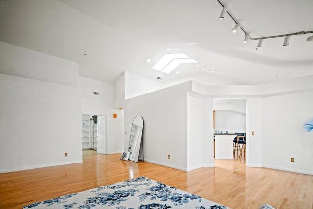 17716 Riverbend Road, Salinas CA: https://media.crmls.org/mediaz/adfcd1a2-8391-4157-9170-5e78573636d9.jpg