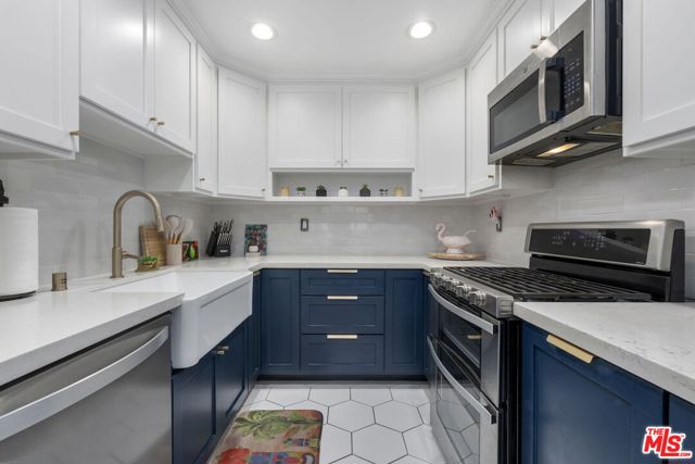 9061 Keith Avenue, West Hollywood CA: https://media.crmls.org/mediaz/adfdc8d1-6afa-4b2c-bf12-c45619b0b46a.jpg