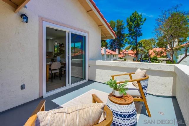 3113 Avenida Topanga, Carlsbad CA: https://media.crmls.org/mediaz/adfe5518-1d4a-4a6a-8f20-9ed0f85d2b9a.jpg