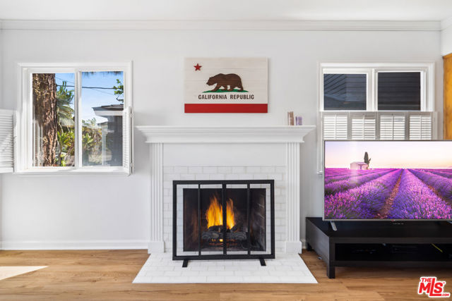 2205 ELM Avenue, Manhattan Beach, California 90266, 2 Bedrooms Bedrooms, ,2 BathroomsBathrooms,Residential,Sold,ELM,22148905