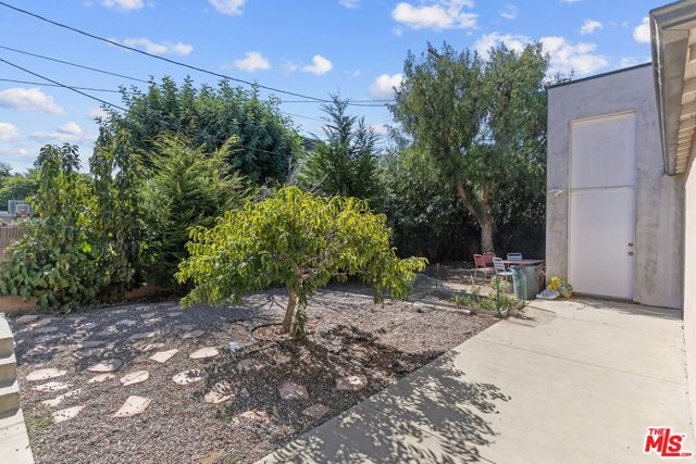 4057 Tivoli Avenue photo 24