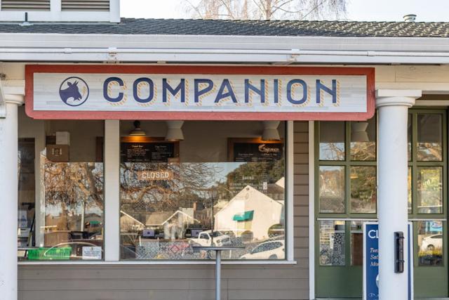 2834 Casa De Vida Drive, Aptos CA: https://media.crmls.org/mediaz/ae000aa1-888e-4e6c-be69-615340460fa5.jpg