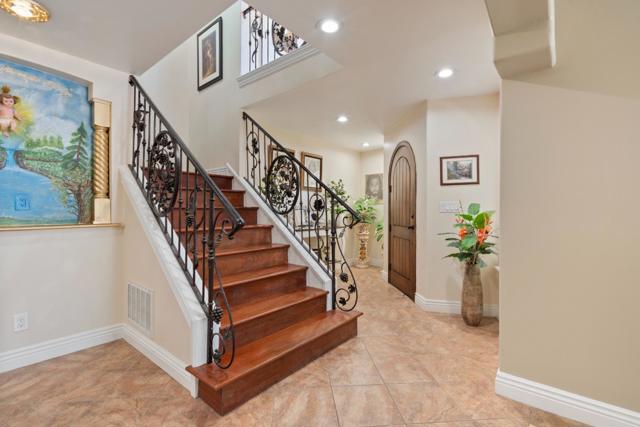 2859 Broken Oak Court, San Jose CA: https://media.crmls.org/mediaz/ae0064aa-4f02-44b9-90fb-2a7175c3fb5e.jpg