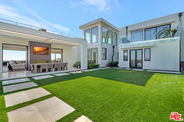 5944 Filaree, Malibu CA: https://media.crmls.org/mediaz/ae0146c5-5664-40d3-b552-575186798e40.jpg