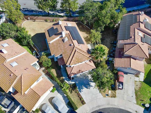 40112 Adian Court, Temecula CA: https://media.crmls.org/mediaz/ae018d6a-1693-4595-bcf5-e64608f46810.jpg