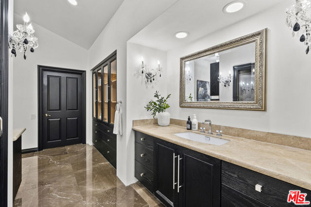 Drew Fenton | 10981 Bellagio Road Los Angeles CA | MLS: 7860268