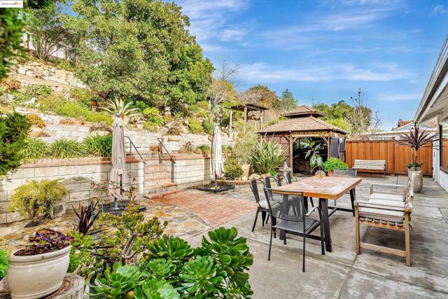 790 Britannia Dr., Vallejo CA: https://media.crmls.org/mediaz/ae028fa5-13c9-4bac-ad6b-dd24536f199b.jpg