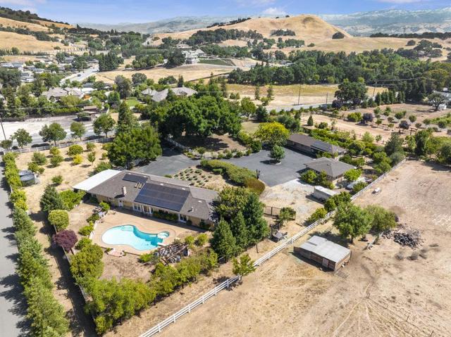 1090 W Edmundson Avenue, Morgan Hill CA: https://media.crmls.org/mediaz/ae02acad-9e0c-478e-9e4a-d788fcb3c5d8.jpg