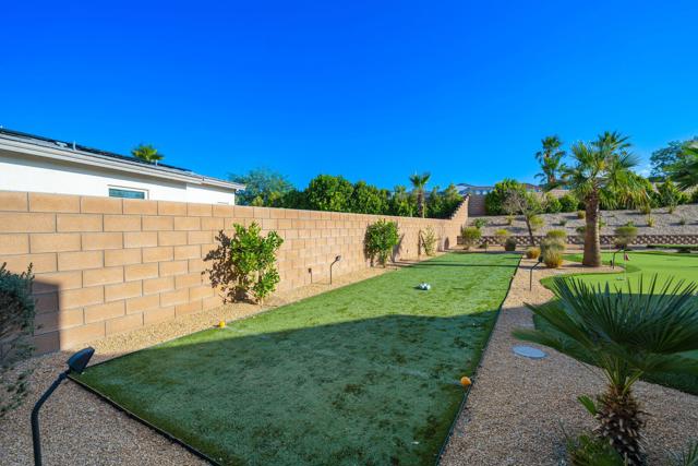 74425 Zeppelin Drive, Palm Desert CA: https://media.crmls.org/mediaz/ae02f9ef-894c-40c6-9bc5-f3529b95418b.jpg