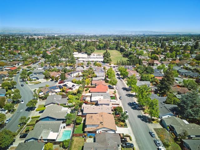 945 Lantana Drive, Sunnyvale CA: https://media.crmls.org/mediaz/ae03f9f2-1850-412f-9881-c4797fda7eed.jpg
