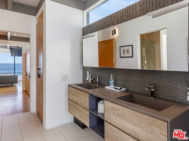 Drew Fenton | 24958 Malibu Road Malibu CA | MLS: 7307452