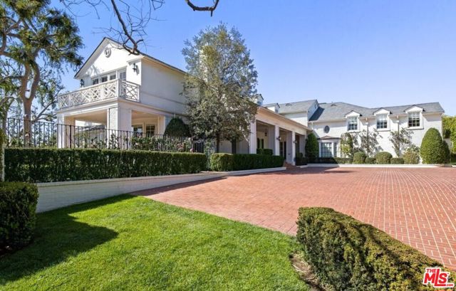111 N Mapleton Drive, Los Angeles CA: https://media.crmls.org/mediaz/ae04540c-7c58-4c74-a4af-f22b8d45218b.jpg