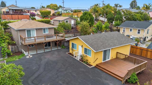 221 Carey Avenue, Freedom CA: https://media.crmls.org/mediaz/ae058cef-cdf4-4c12-b3be-edf8472fc832.jpg