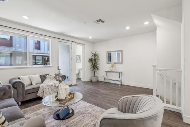 3819 Improvement Ter, Fremont CA: https://media.crmls.org/mediaz/ae061291-8503-4ea5-a287-06057ed106f6.jpg