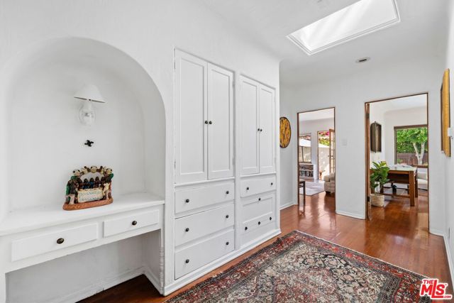 10516 Tennessee Avenue, Los Angeles CA: https://media.crmls.org/mediaz/ae06501f-f526-414b-bef4-f2ded8ff7733.jpg