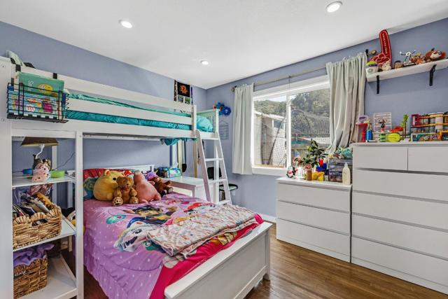 1324 Linda Mar Boulevard, Pacifica CA: https://media.crmls.org/mediaz/ae06abc6-12e2-4772-9d1f-b35336fba4a3.jpg
